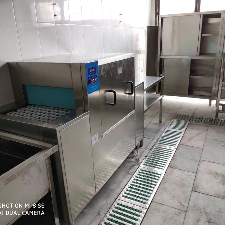 1598261527332162.jpg de41818b-d0a8-454a-a67a-8851fe55da18_source.jpg