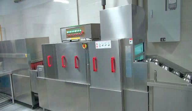 食堂洗碗機